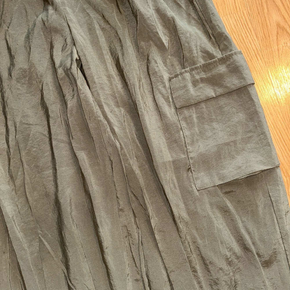 Anthropologie Green Wide Leg Pants - Picture 7 of 9